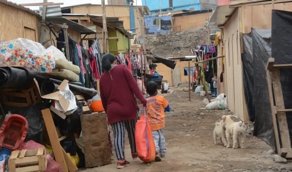Pobreza en Perú afecta a más de 9 millones de peruanos.