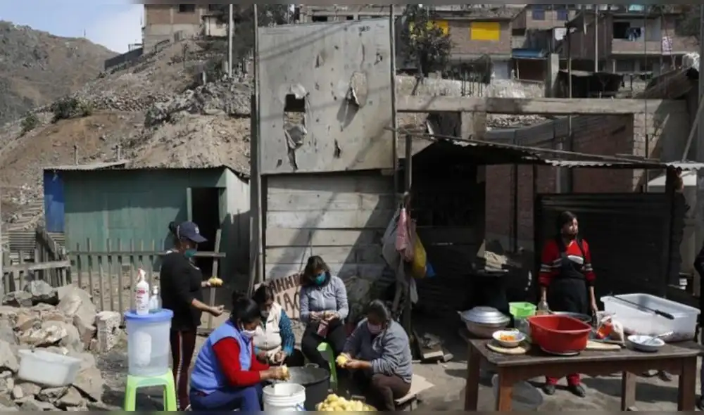 En 2025, 8 millones 823.000 personas no lograron cubrir el costo de la canasta básica de consumo (alimentos y gastos esenciales)