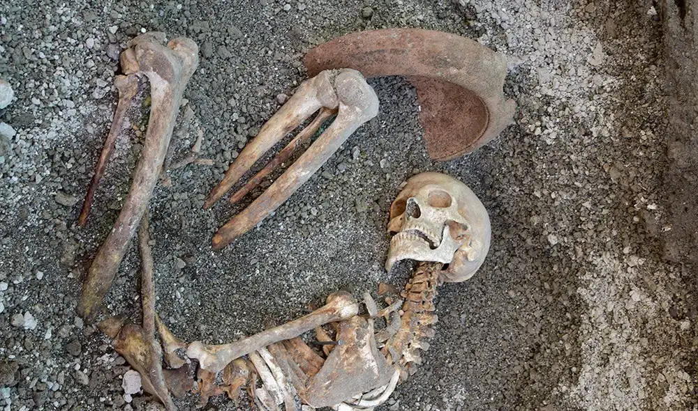 El hombre, de unos 30 años, fue encontrado justo a las afueras de Pompeya. Foto: Parque Arqueológico de Pompeya. El hombre, de unos 30 años, fue encontrado justo a las afueras de Pompeya. Foto: Parque Arqueológico de Pompeya.