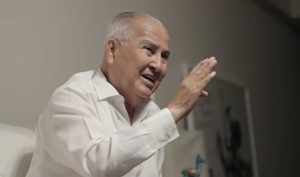 Alfonso López Chau conversó con La República tras la primera vuelta electoral | Foto: Marco Cotrina - La República.