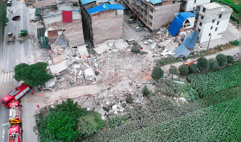 Las autoridades de rescate lograron localizar a una persona que permanecía atrapada en la comunidad de Taiyangcun. Foto: AFP. Las autoridades de rescate lograron localizar a una persona que permanecía atrapada en la comunidad de Taiyangcun. Foto: AFP.