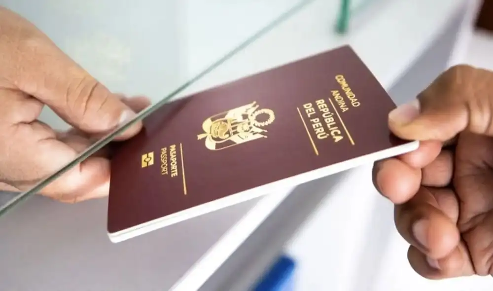 Migraciones elimina el sistema de citas en línea para tramitar pasaportes, implementando atención directa por orden de llegada en sus oficinas.