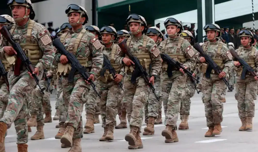 Consejo Fiscal advierte sobre forado de S/46.000 millones por pensiones militares y policiales. Consejo Fiscal advierte sobre forado de S/46.000 millones por pensiones militares y policiales.
