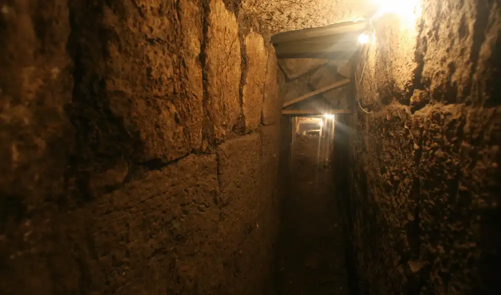 En Jerusalén, unos equipos de construcción descubrieron la entrada a un misterioso sistema de túneles. Foto: AFP