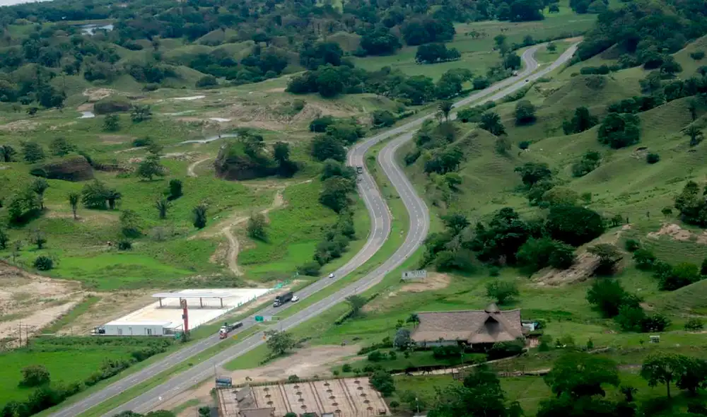 Colombia impulsa un ambicioso proyecto vial que transformará la movilidad entre el centro y occidente del país, con una inversión de 7 billones de pesos. Colombia impulsa un ambicioso proyecto vial que transformará la movilidad entre el centro y occidente del país, con una inversión de 7 billones de pesos.