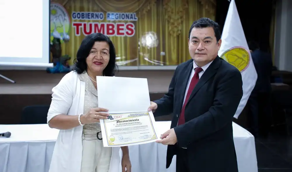 El Dr. Otto Santiago Verapinto Márquez destacó en la Actividad de Sensibilización en Ética, organizada por la Comisión Regional Anticorrupción de Tumbes, abordando "Integridad en la Gestión Pública". Fuente: difusión. El Dr. Otto Santiago Verapinto Márquez destacó en la Actividad de Sensibilización en Ética, organizada por la Comisión Regional Anticorrupción de Tumbes, abordando "Integridad en la Gestión Pública". Fuente: difusión.