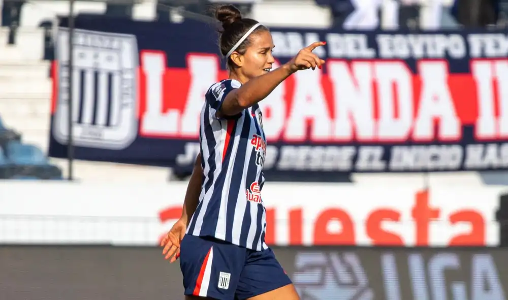 Adriana Lúcar le dio el triunfo a Alianza Lima sobre Sporting Cristal. Foto: Liga Femenina