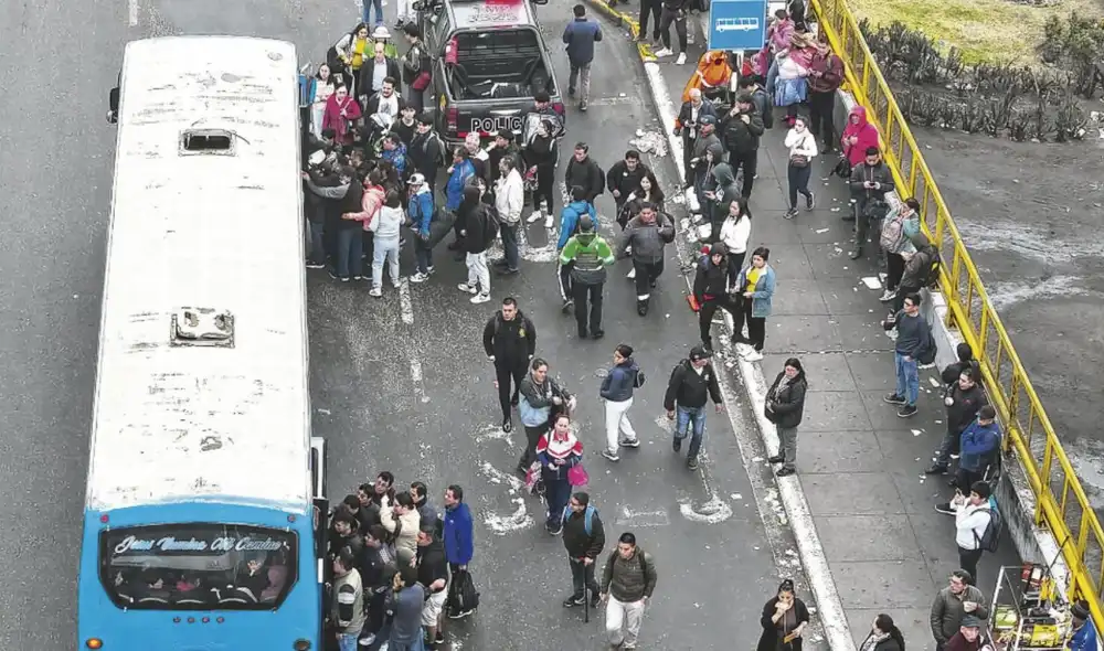 Los gremios de transporte público suspendieron su paro nacional