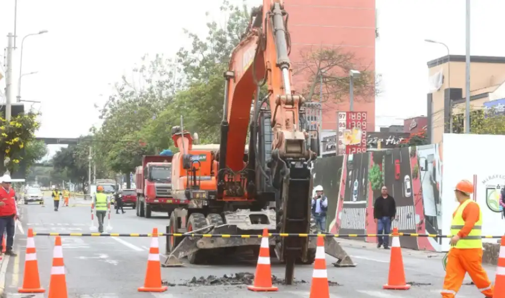 El mantenimiento de pistas en Miraflores demandará cierre parcial de vía El mantenimiento de pistas en Miraflores demandará cierre parcial de vía