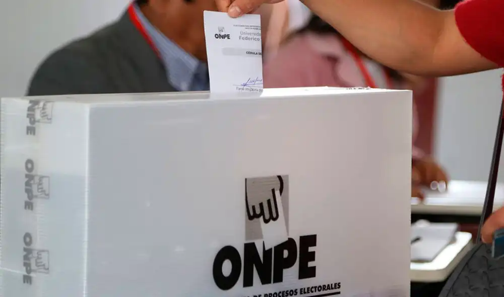JNE exige garantías al presidente Balcázar para el adecuado desarrollo de las elecciones en el exterior.