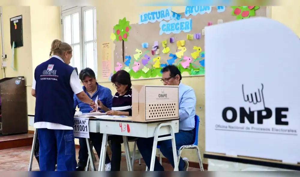 Elecciones 2026: Contraloría despliega 1200 auditores para supervisar llegada de material electoral
