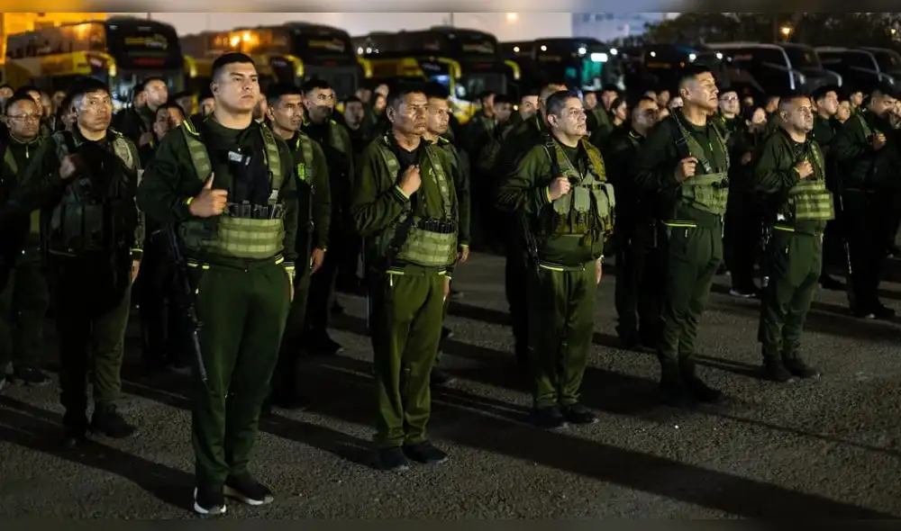 Fuerzas militares ya se despliegan por todo el territorio nacional.