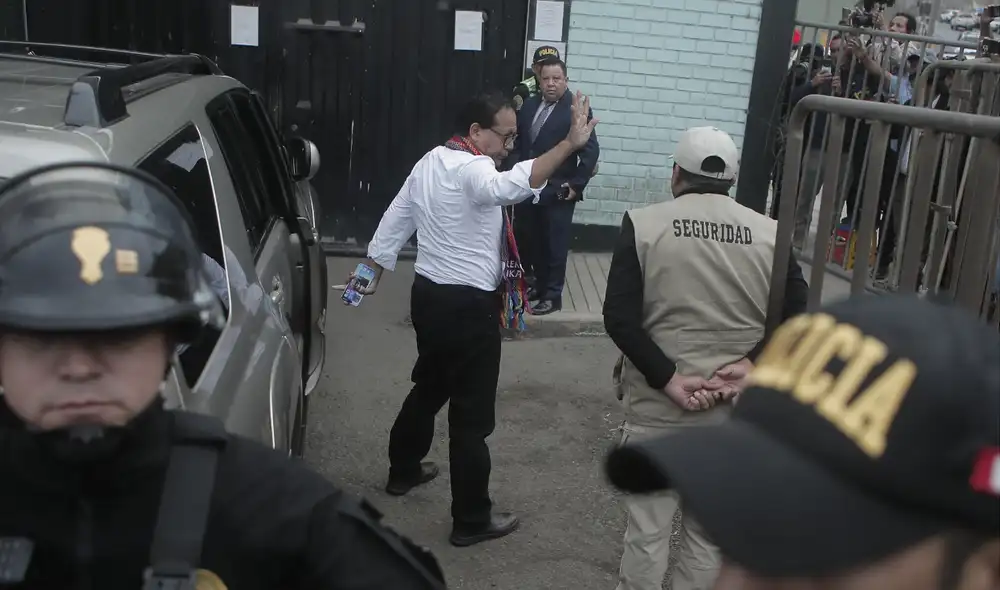 Roberto Sánchez ingresando al penal de Barbadillo.