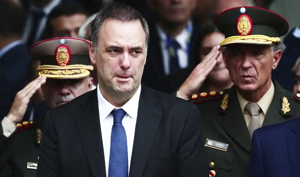 Manuel Adorni, jefe de Gabinete de Javier Milei, protagoniza un escándalo tras admitir ahorros no reportados de US$500,000 e incorporarlos a sus declaraciones patrimoniales Manuel Adorni, jefe de Gabinete de Javier Milei, protagoniza un escándalo tras admitir ahorros no reportados de US$500,000 e incorporarlos a sus declaraciones patrimoniales