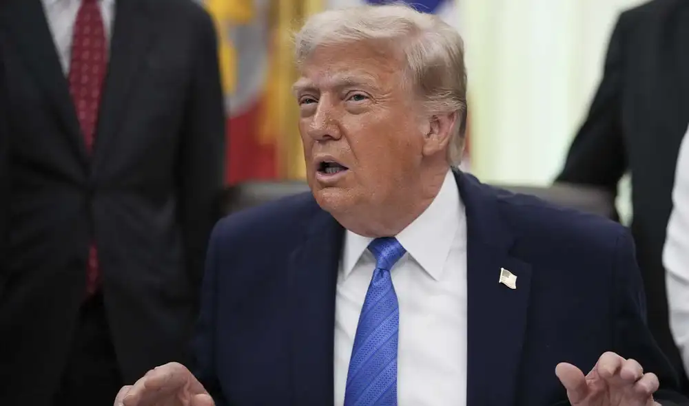 El presidente estadounidense advierte que los negociadores iraníes son “personas muy deshonrosas” y enfatiza que se necesita un entendimiento. Foto: AFP.