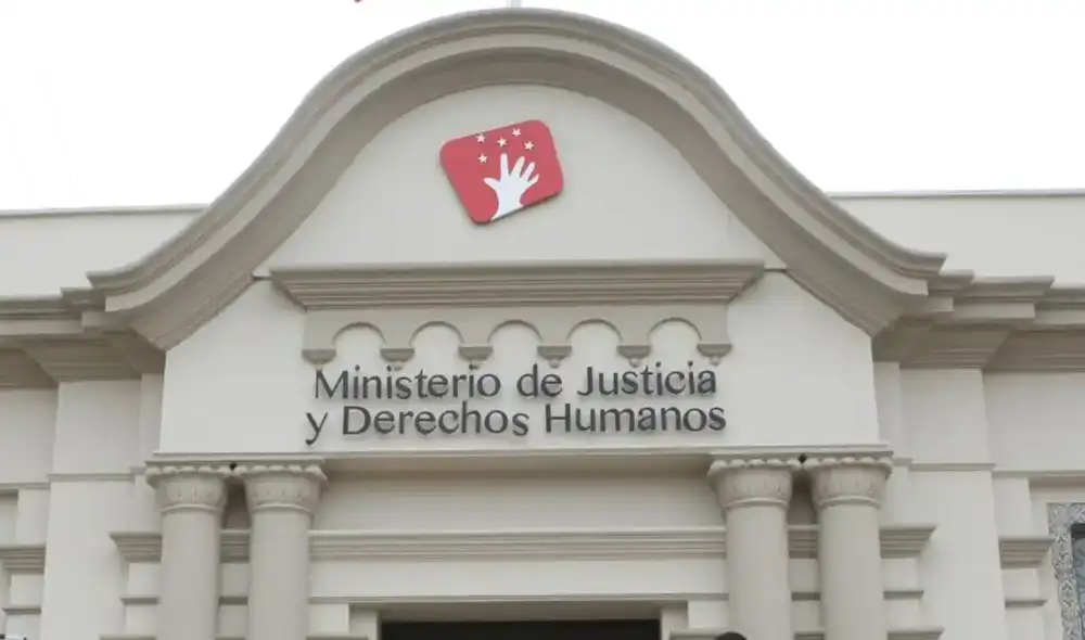 Ministerio de Justicia actualiza y completa los miembros de la Comisión de Gracias Presidenciales.