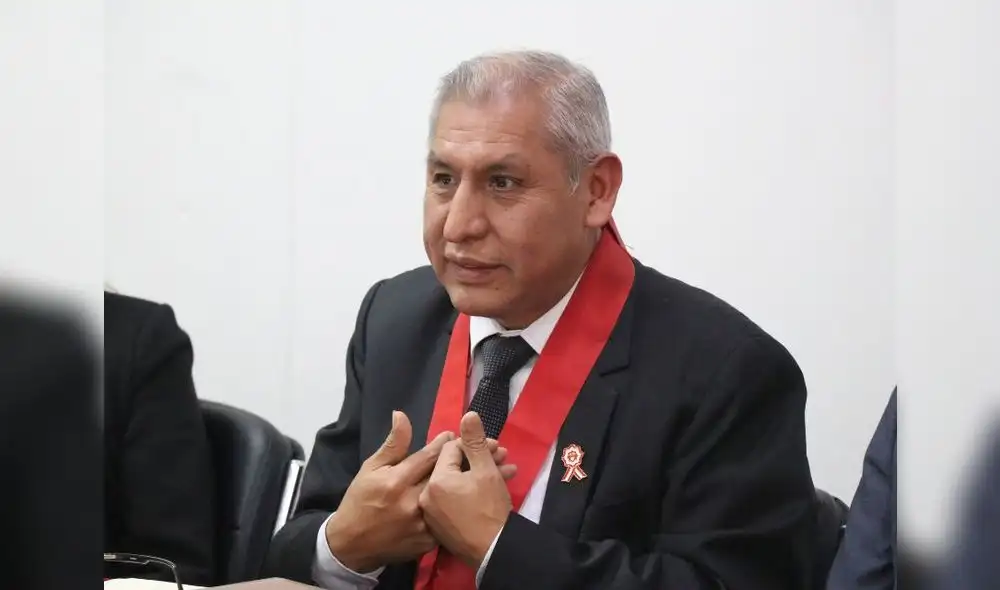 Jhonny Contreras Cuzcano, renuncia a la presidencia de la Corte Penal Nacional