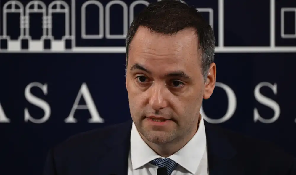 Manuel Adorni renuncia en medio de escándalo de corrupción. Foto: AFP