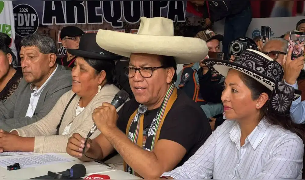 Roberto Sánchez habló sobre la proclamación de resultados hecha por el JNE que dio como ganadora a Keiko Fujimori | Composición: LR. Roberto Sánchez habló sobre la proclamación de resultados hecha por el JNE que dio como ganadora a Keiko Fujimori | Composición: LR.