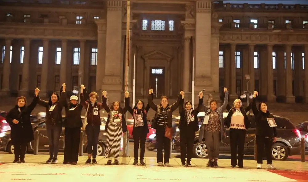 Familiares de víctimas de la violencia política se pronunciaron contra nuevo gobierno fujimorista | Composición: LR.