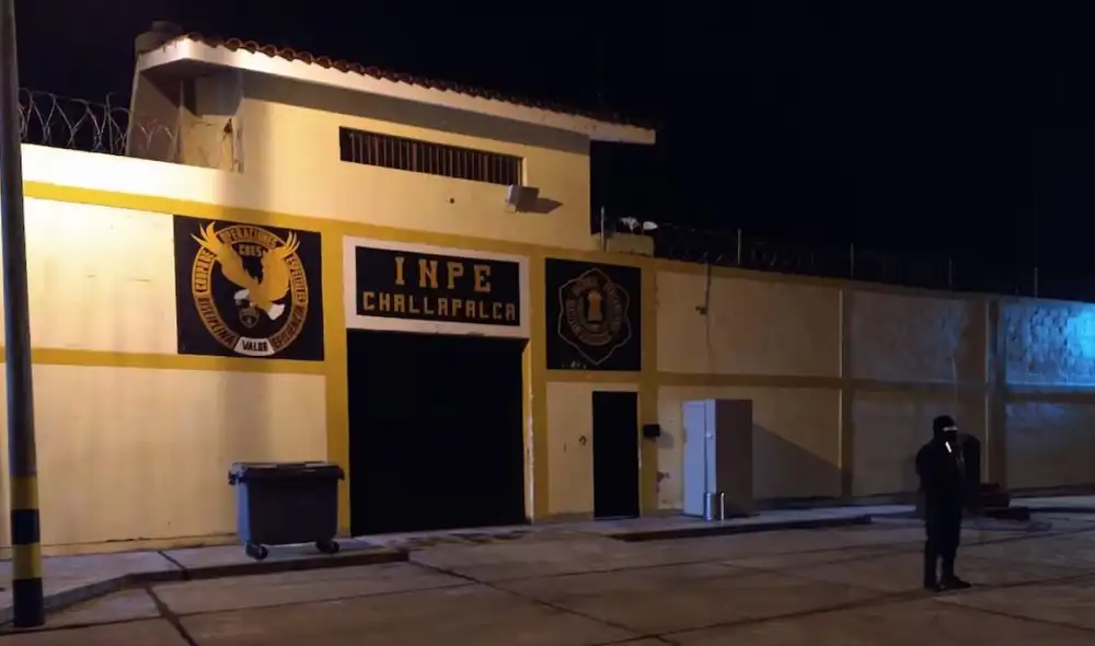 Un interno del penal de Challapalca, Miguel Ángel Silva Manrique, fue hallado sin vida en su celda durante una ronda de seguridad del INPE. Las investigaciones están en marcha. Un interno del penal de Challapalca, Miguel Ángel Silva Manrique, fue hallado sin vida en su celda durante una ronda de seguridad del INPE. Las investigaciones están en marcha.