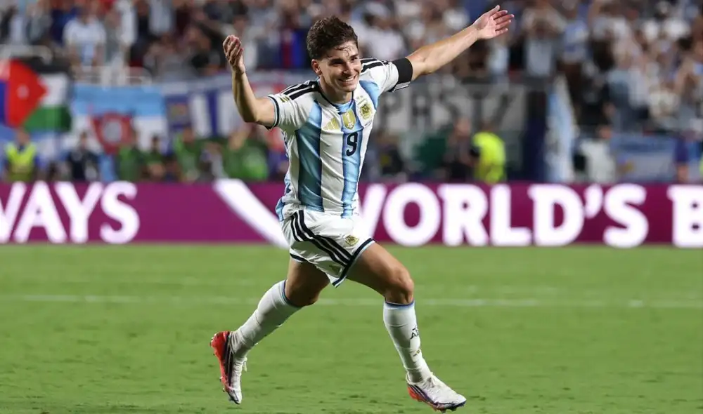 Golazo de Julián Alvarez para la victoria Argentina