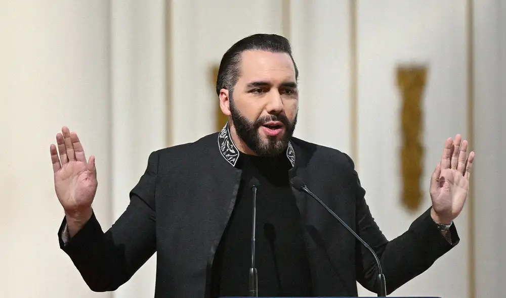 Con una popularidad elevada, su gestión se centró en una estrategia de seguridad que disminuyó los homicidios. Foto: AFP.