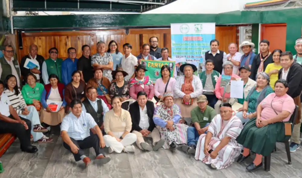 Pueblos indígenas andinos y amazónicos se reunieron para construir una agenda conjunta para fortalecer su participación política. Foto: Stephany Cadenillas / AIDESEP