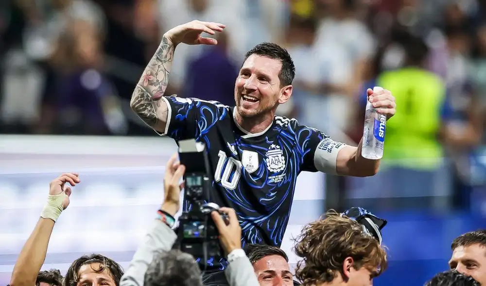 El capitán argentino celebró el esfuerzo colectivo y la importancia de ganar ante Inglaterra. El capitán argentino celebró el esfuerzo colectivo y la importancia de ganar ante Inglaterra.