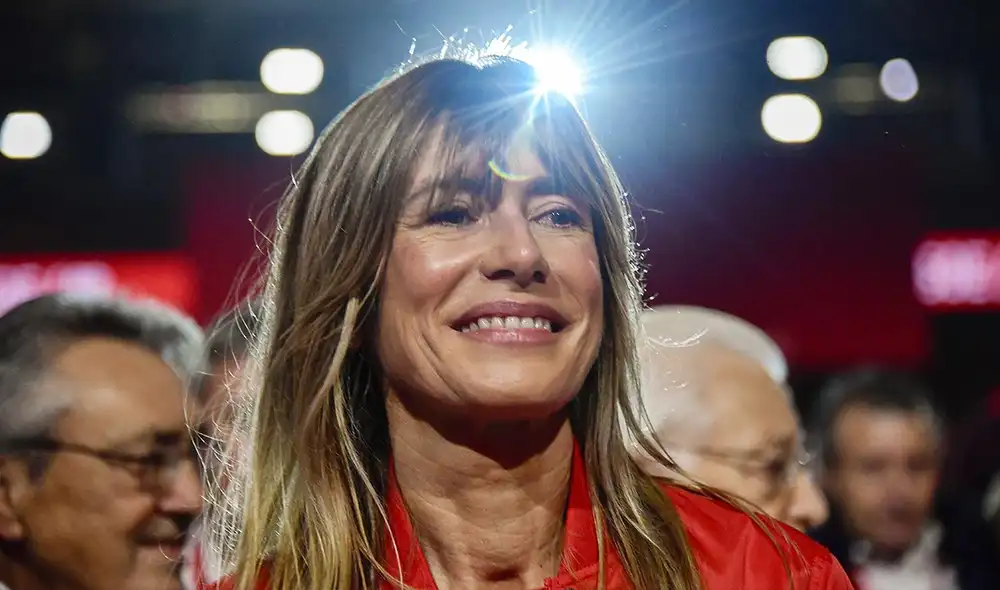 La causa seguirá ante un jurado popular y se centra en la participación de Begoña Gómez en una cátedra de la Universidad Complutense