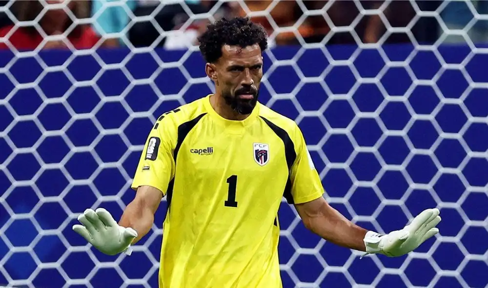 João Ricardo "Vozinha" Pereira, arquero de Cabo Verde, podría fichar por Colo Colo tras su destacada actuación en el Mundial 2026, donde llevó a su selección a los octavos de final. João Ricardo "Vozinha" Pereira, arquero de Cabo Verde, podría fichar por Colo Colo tras su destacada actuación en el Mundial 2026, donde llevó a su selección a los octavos de final.