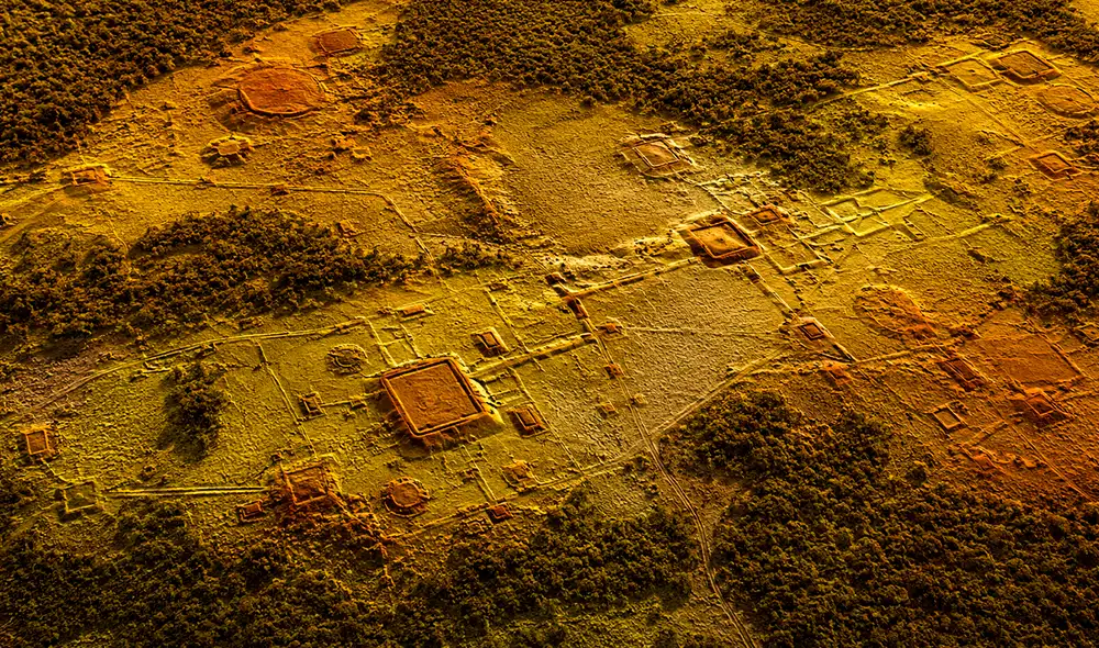 Un estudio de la Universidad de Helsinki revela la existencia de cientos de monumentos ocultos en la selva amazónica, desafiando mitos sobre el desarrollo de antiguas civilizaciones. Un estudio de la Universidad de Helsinki revela la existencia de cientos de monumentos ocultos en la selva amazónica, desafiando mitos sobre el desarrollo de antiguas civilizaciones.