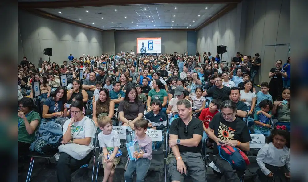 Seguidores de la literatura juvenil. Foto: CPL.
