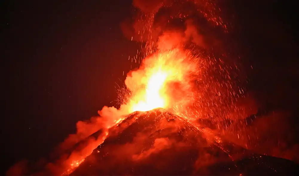 Un estudio en Japón revela que los supervolcanes, como el Kikai, podrían recargarse de magma lentamente.