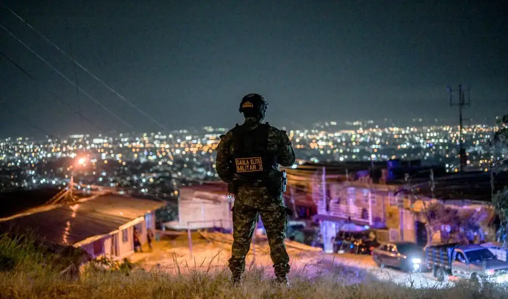 Cali se convirtió en el epicentro de uno de los mayores operativos de seguridad de los últimos años para recibir la toma de posesión de Abelardo de la Espriella Cali se convirtió en el epicentro de uno de los mayores operativos de seguridad de los últimos años para recibir la toma de posesión de Abelardo de la Espriella