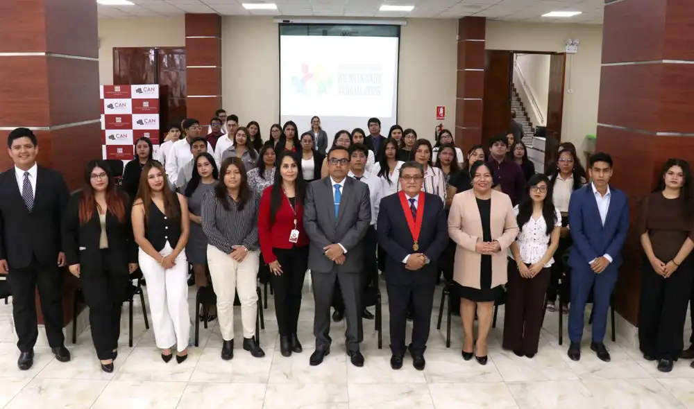 Durante la ceremonia, se entregaron certificados de participación y se destacó la incorporación de tres voluntarios al personal de la institución. Foto: difusión. Durante la ceremonia, se entregaron certificados de participación y se destacó la incorporación de tres voluntarios al personal de la institución. Foto: difusión.