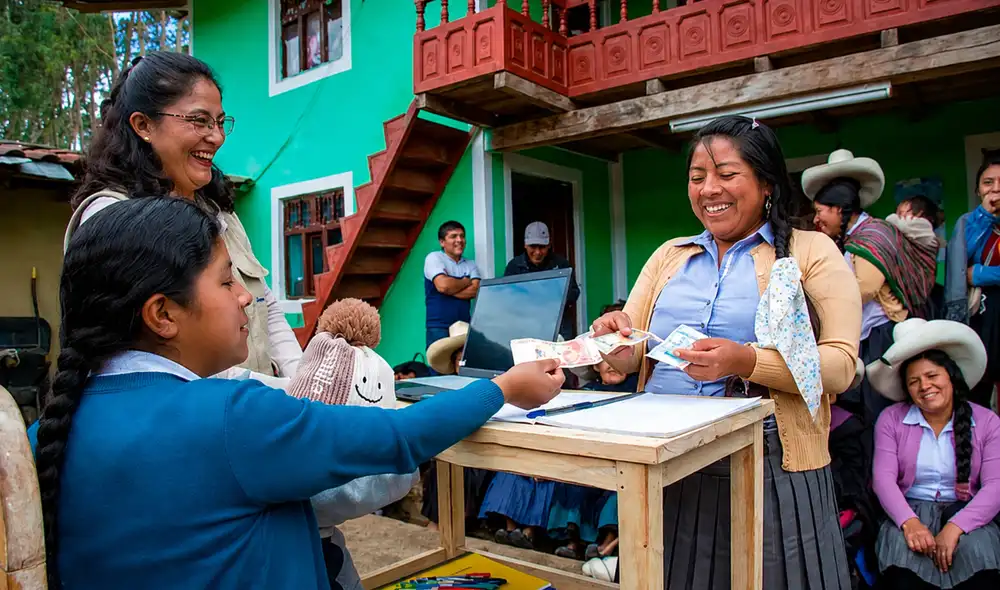 Las organizaciones reúnen a cerca de 9.000 socios y han acumulado S/27,7 millones. Este año se busca ampliar la red hacia nuevos distritos y provincias de la región.