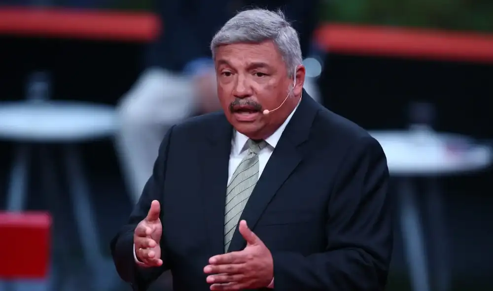 Ministro de Cultura respaldará derogación de ley que creo el Colegio de Artistas: "Tiene los días contados"