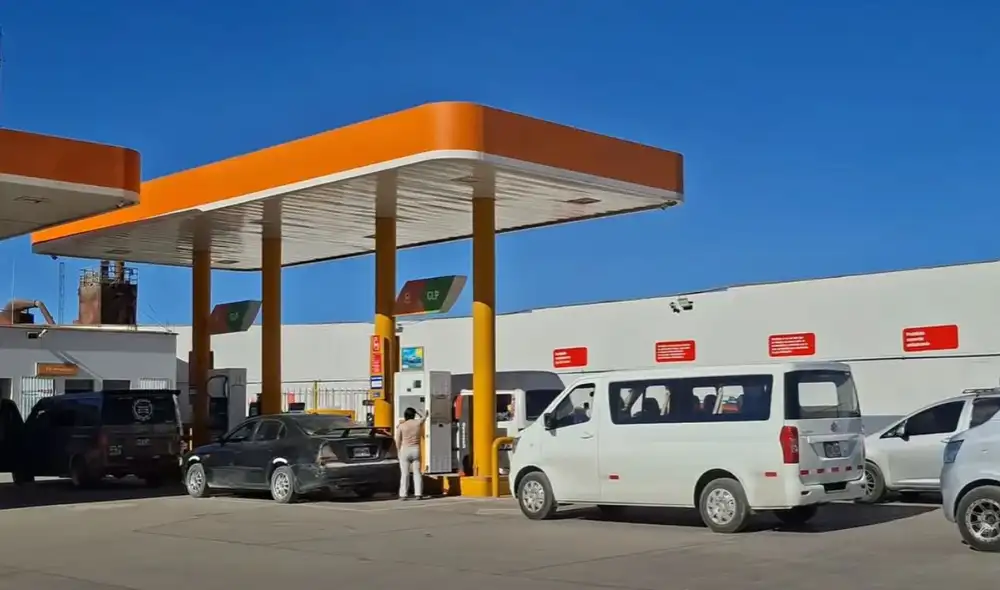 El bloqueo de la Panamericana Sur por huaicos afecta el suministro de GLP en Arequipa, con un 40% de las gasolineras sin reservas disponibles, según la Asociación de Grifos. El bloqueo de la Panamericana Sur por huaicos afecta el suministro de GLP en Arequipa, con un 40% de las gasolineras sin reservas disponibles, según la Asociación de Grifos.