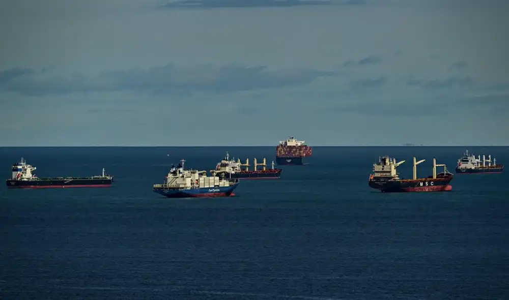 La reducción de la capacidad del Canal de Panamá podría afectar las cadenas internacionales de suministro, encarecer el transporte marítimo y repercutir finalmente en los precios que pagan los consumidores