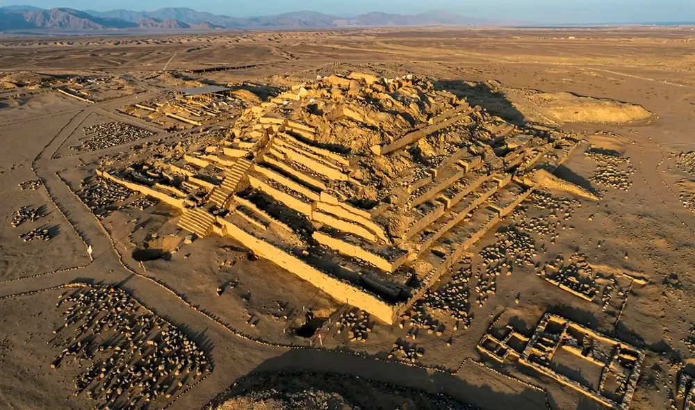 China selecciona la Ciudad Sagrada de Caral-Supe para su primera misión arqueológica en Sudamérica, colaborando con Perú para estudiar esta emblemática civilización de 5.000 años de antigüedad. China selecciona la Ciudad Sagrada de Caral-Supe para su primera misión arqueológica en Sudamérica, colaborando con Perú para estudiar esta emblemática civilización de 5.000 años de antigüedad.