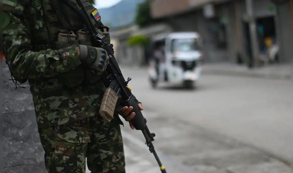 Durante el operativo en El Retorno también se logró la captura de un integrante del grupo ilegal. Foto: AFP. Durante el operativo en El Retorno también se logró la captura de un integrante del grupo ilegal. Foto: AFP.
