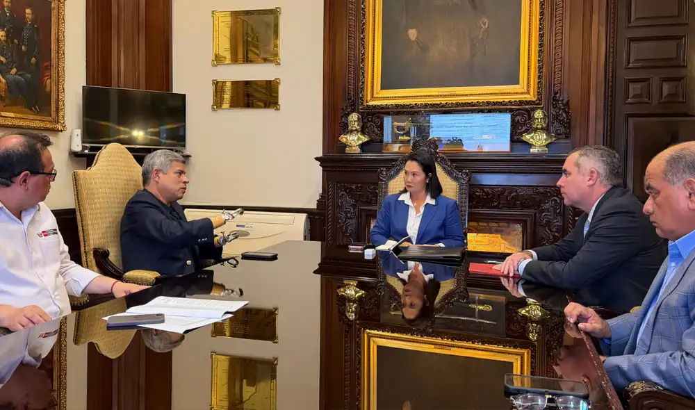 Ejecutivo pide acelerar aprobación del pedido de facultades legislativas.
