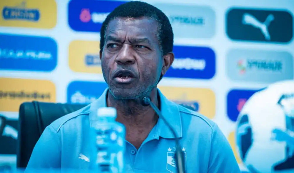 Julio César Uribe fue agredido por hinchas de Sporting Cristal. Foto: Sporting Cristal Julio César Uribe fue agredido por hinchas de Sporting Cristal. Foto: Sporting Cristal