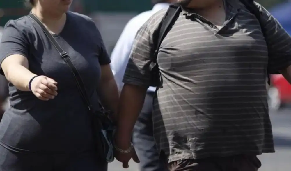 Un estudio antropológico en Perú revela que uno de cada cuatro adultos con sobrepeso u obesidad no se percibe con un problema de peso, lo que refleja una disonancia cultural. Un estudio antropológico en Perú revela que uno de cada cuatro adultos con sobrepeso u obesidad no se percibe con un problema de peso, lo que refleja una disonancia cultural.