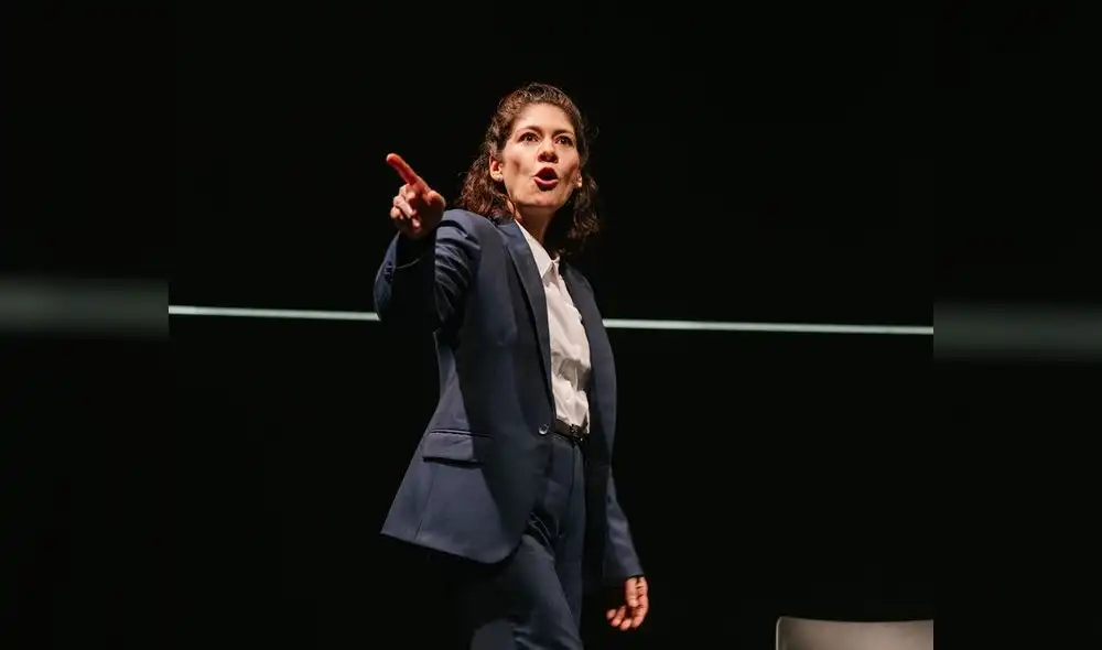 Escena de la obra 'Prima Facie'.