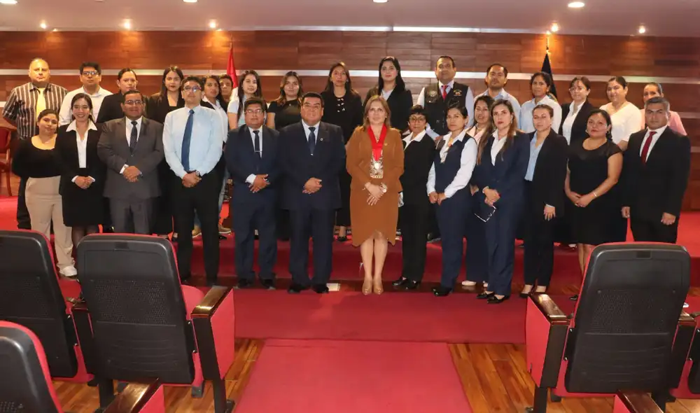 Corte de La Libertad dio la bienvenida a 22 nuevos trabajadores. Foto: difusión.