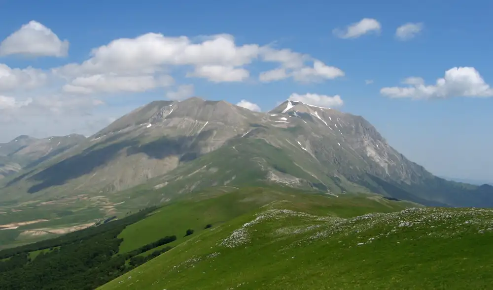 Los Apeninos italianos son una larga cordillera que recorre unos 1.200 a 1.400 kilómetros de norte a sur. Foto: Wikimedia