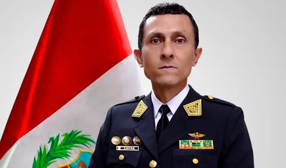 Gobierno oficializa la designación de Fredy López como comandante general de la PNP. Gobierno oficializa la designación de Fredy López como comandante general de la PNP.