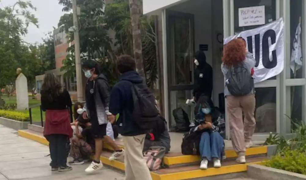 La PUCP sanciona a nueve estudiantes por protestas en mayo, con suspensiones de hasta 13 semanas y amonestaciones escritas, clasificadas como faltas leves y graves.